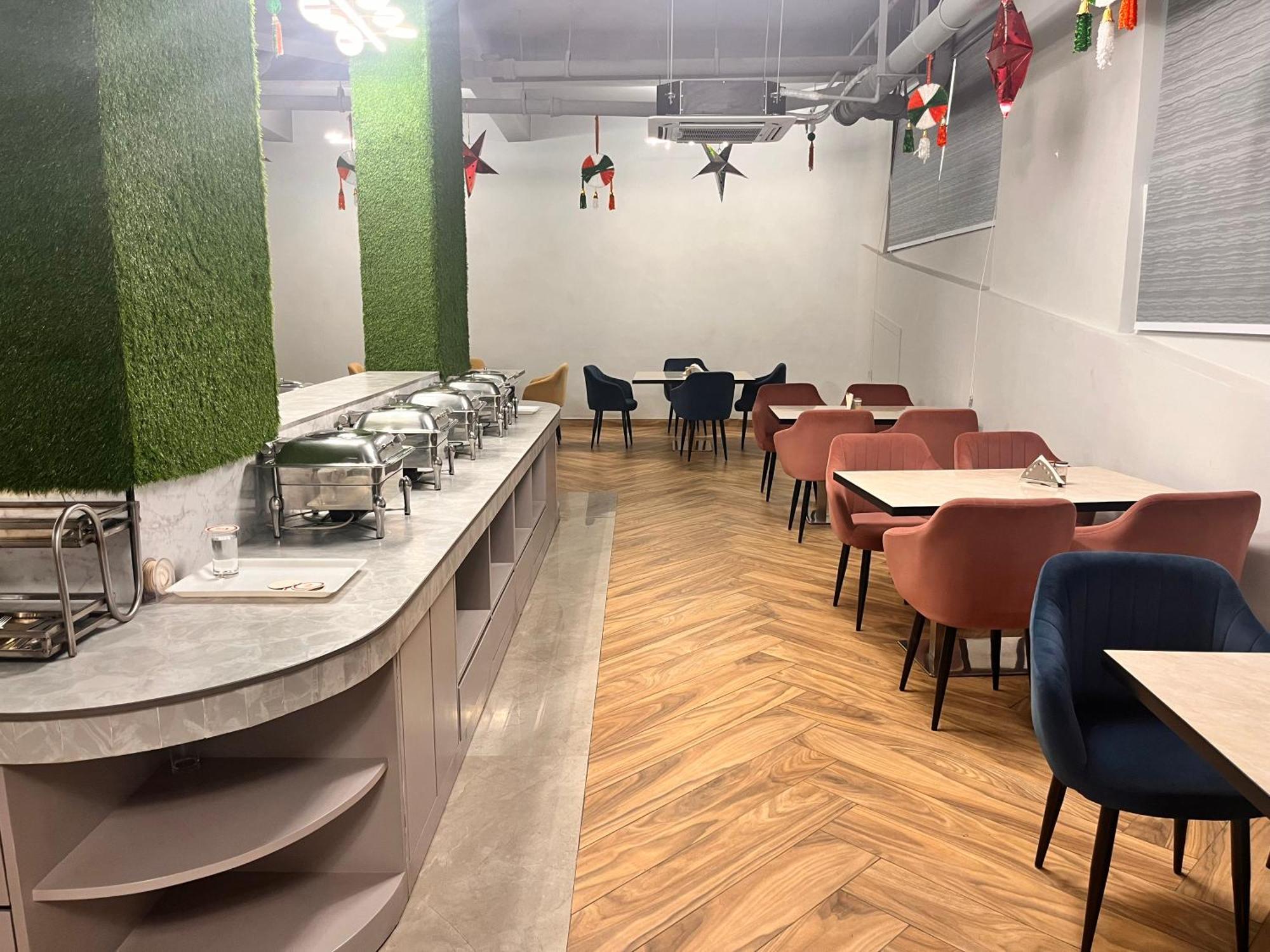Gazebo Inn & Suites Medanta Gurgaon Eksteriør bilde