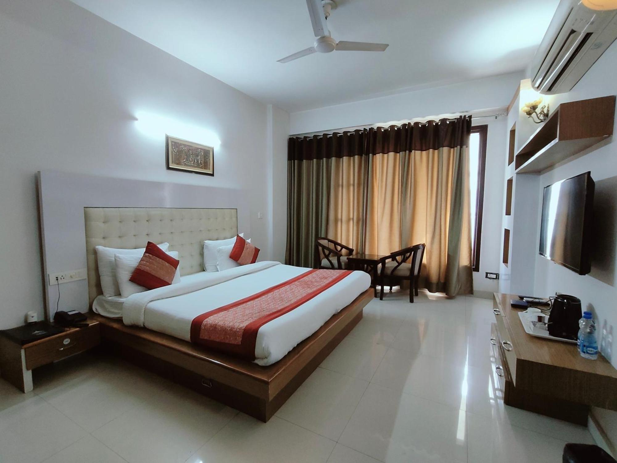 Gazebo Inn & Suites Medanta Gurgaon Eksteriør bilde