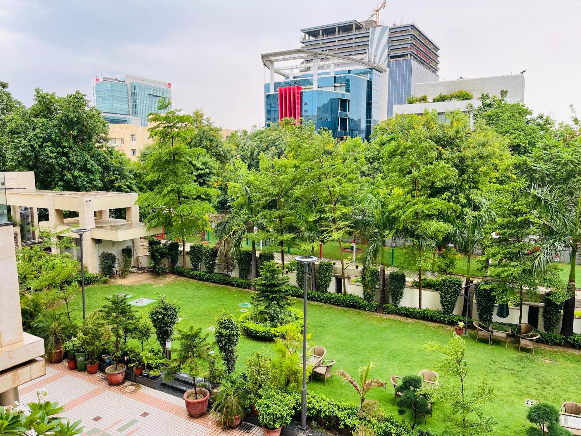 Gazebo Inn & Suites Medanta Gurgaon Eksteriør bilde