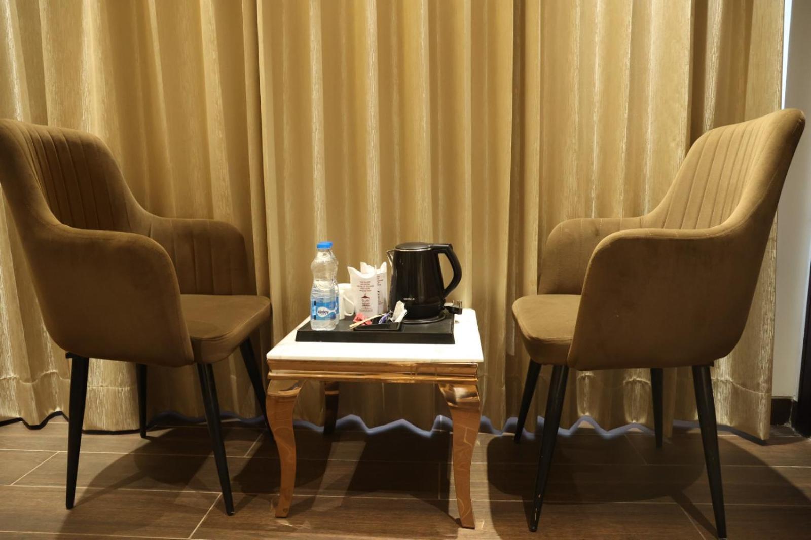 Gazebo Inn & Suites Medanta Gurgaon Eksteriør bilde